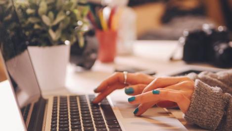 Internetsanscrainte : un programme de sensibilisation des jeunes