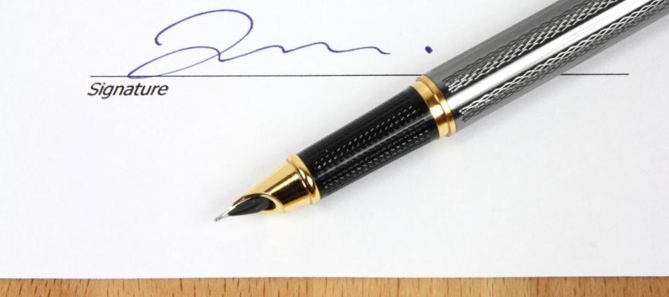 Signer un contrat de travail : ce qu'il faut retenir